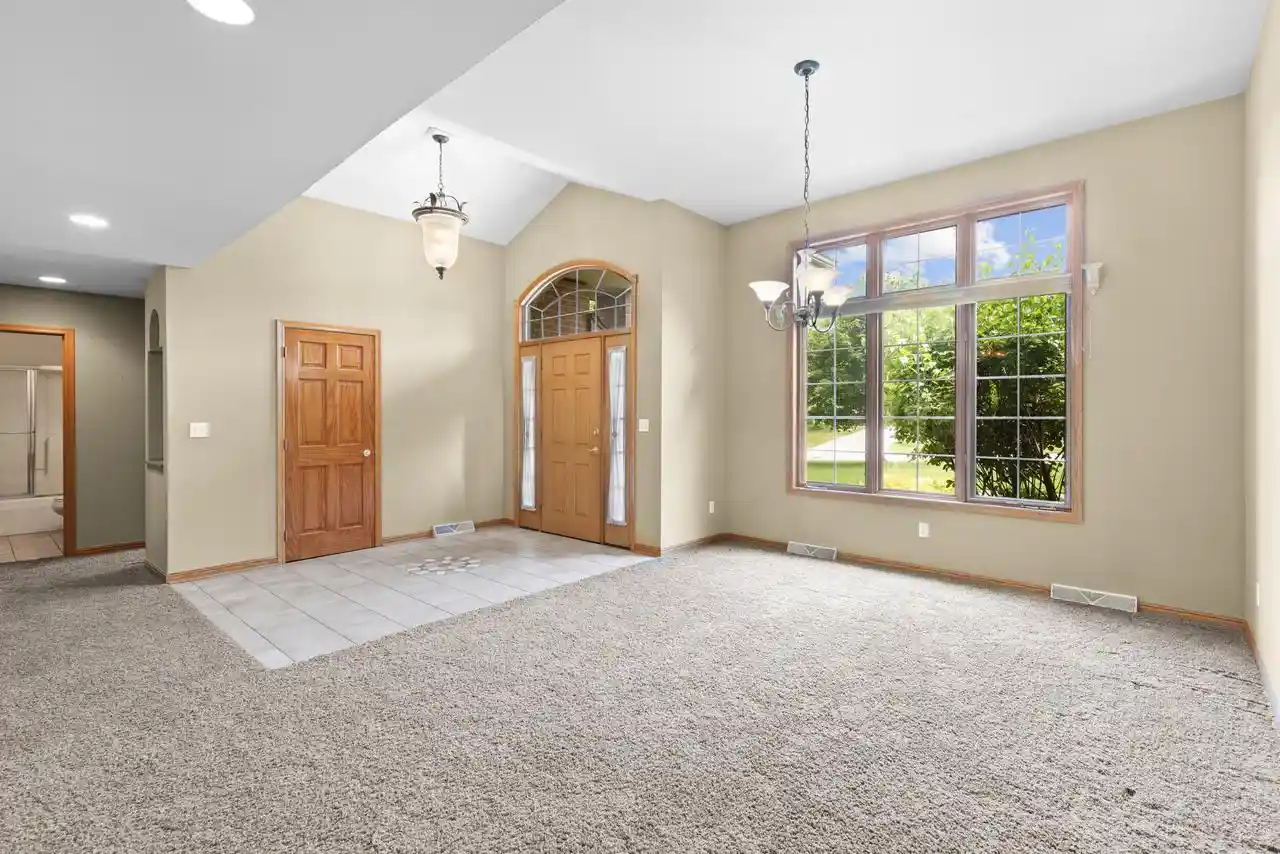 49th image of W260n2961 Steeplechase Dr Dr, Pewaukee, WI 53072 | MLS# 1970343