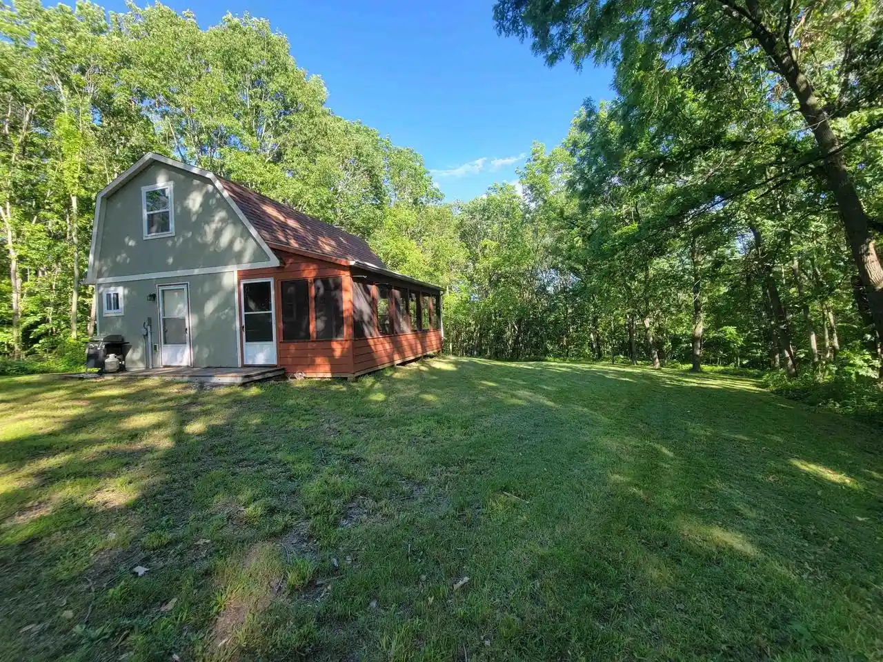 Homes for sale in Potosi, WI | 5643 Dutch Hollow Road Road, Potosi, WI 53820 | MLS# 2027437