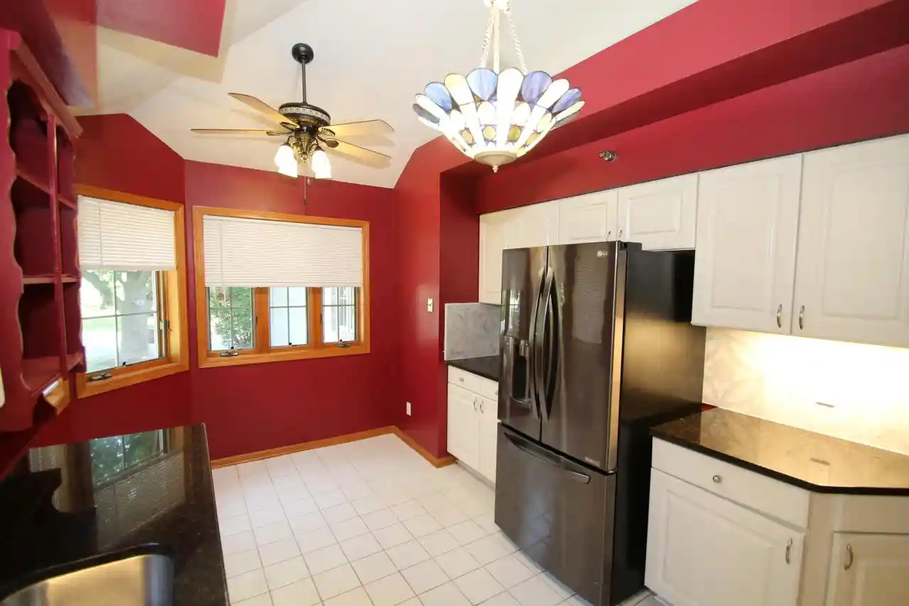 5th image of 17785 W Wisconsin Avenue Avenue #A, Brookfield, WI 53045 | MLS# 1970354