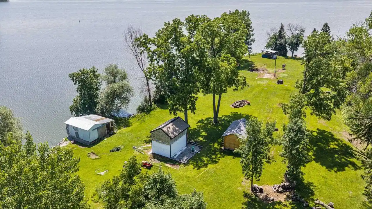 4th image of N8874 Axe Head Island, Beaver Dam, WI 53916 | MLS# 2027441
