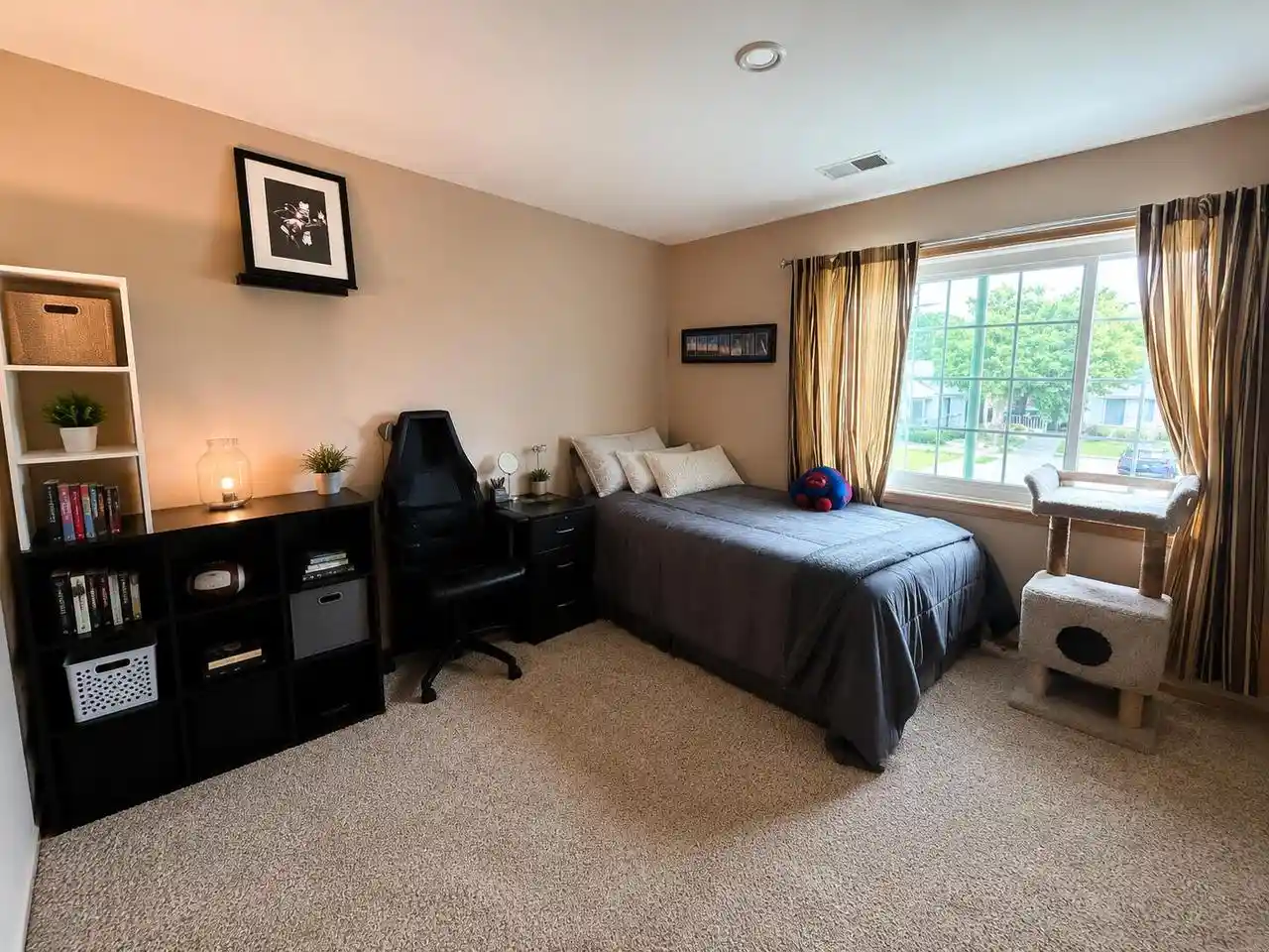 2nd image of 3615 85th St St, Kenosha, WI 53142