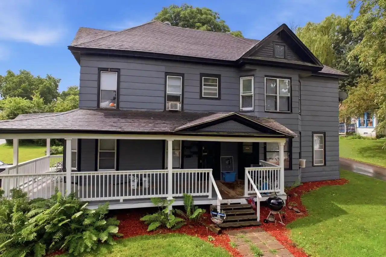 Homes for sale in Elroy, WI | 205 Nassau Street Street, Elroy, WI 53929 | MLS# 1970371