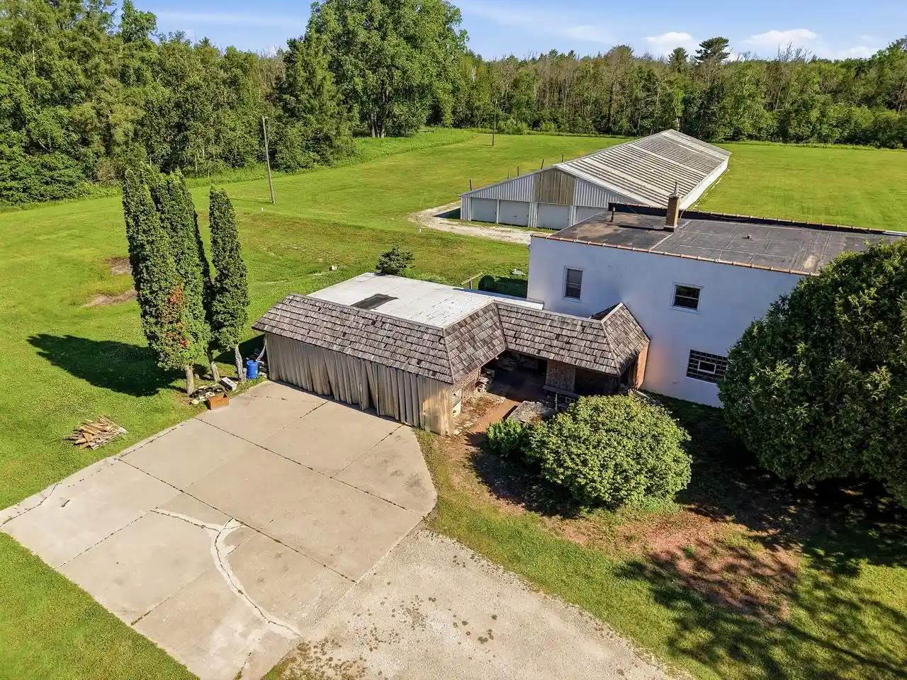 2nd image of 3220 10th Street Street, Two Rivers, WI 54241 | MLS# 1970389