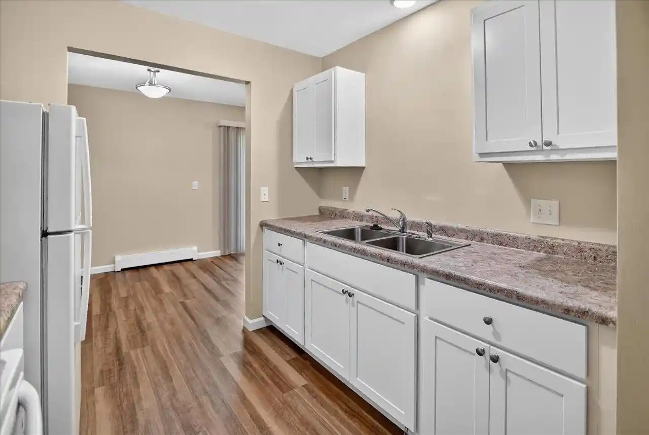 5th image of 5110 Pebblebrook Dr Dr, Madison, WI 53716 | MLS# 2027451