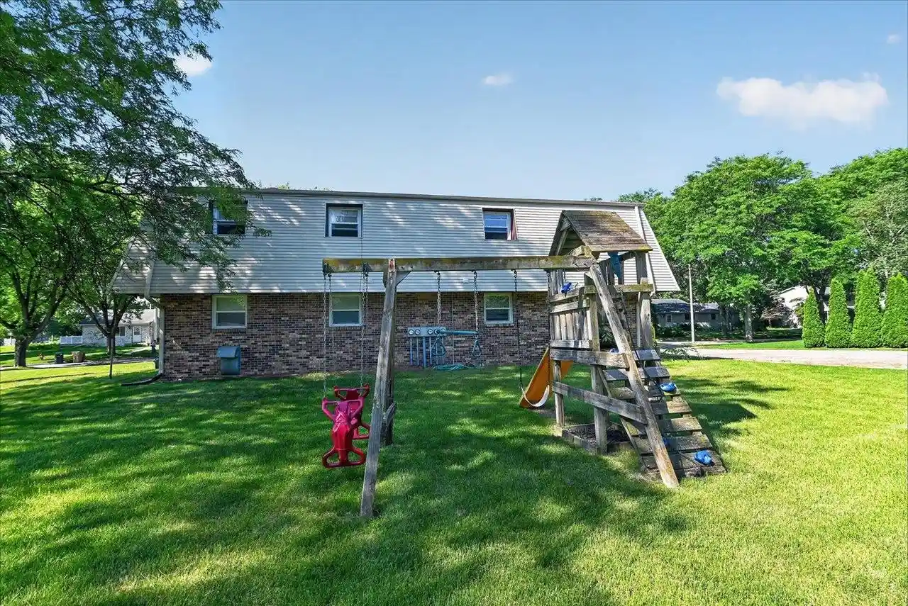 45th image of 5110 Pebblebrook Dr Dr, Madison, WI 53716 | MLS# 2027451