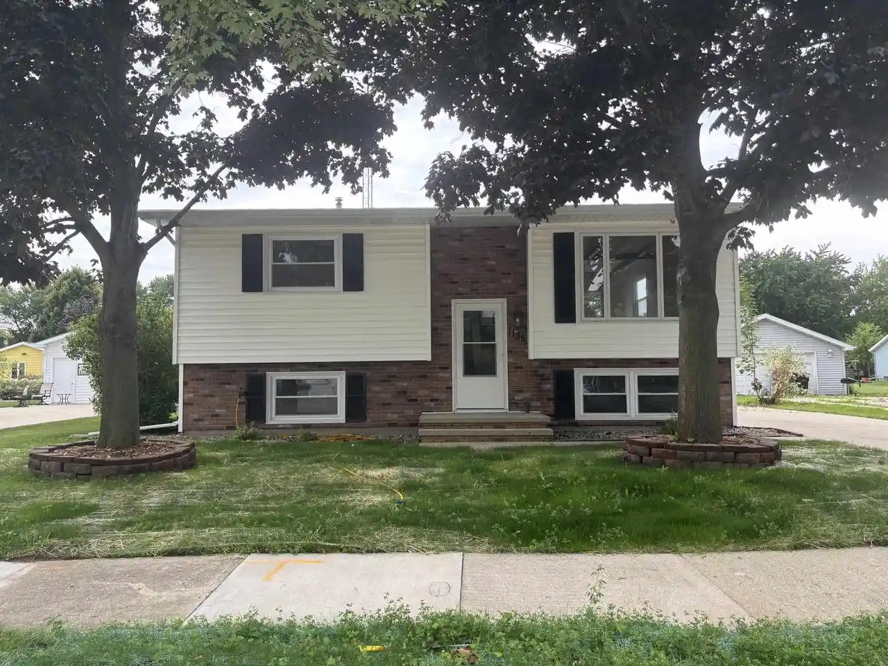 1st image of 1135 Greenfield Trail Trail, Oshkosh, WI 54904 | MLS# 50328613