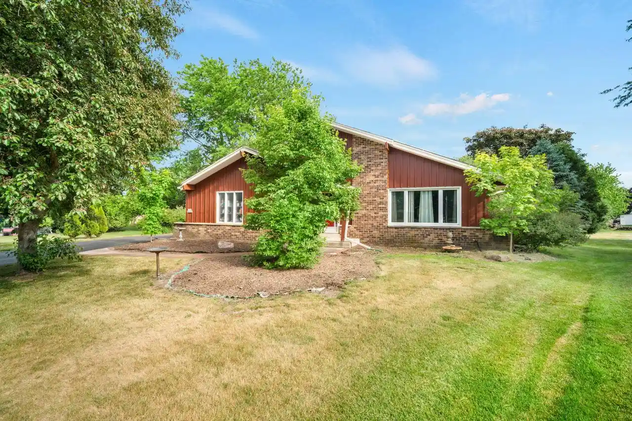 1st image of N106w15749 Adams Court Court, Germantown, WI 53022 | MLS# 1970391