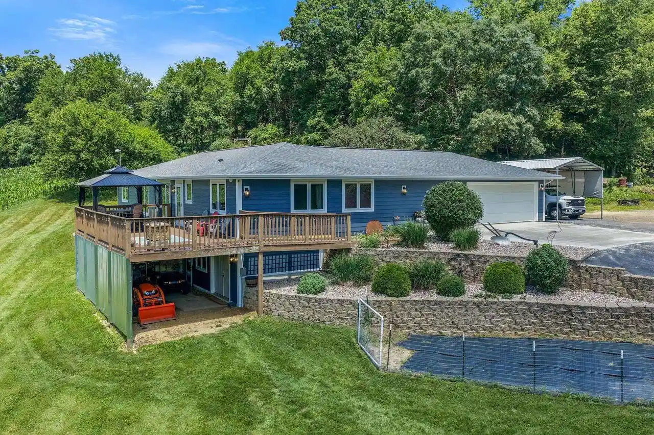 Homes for sale in Sauk City, WI | S11221 Fox Road Road, Sauk City, WI 53583 | MLS# 2027461
