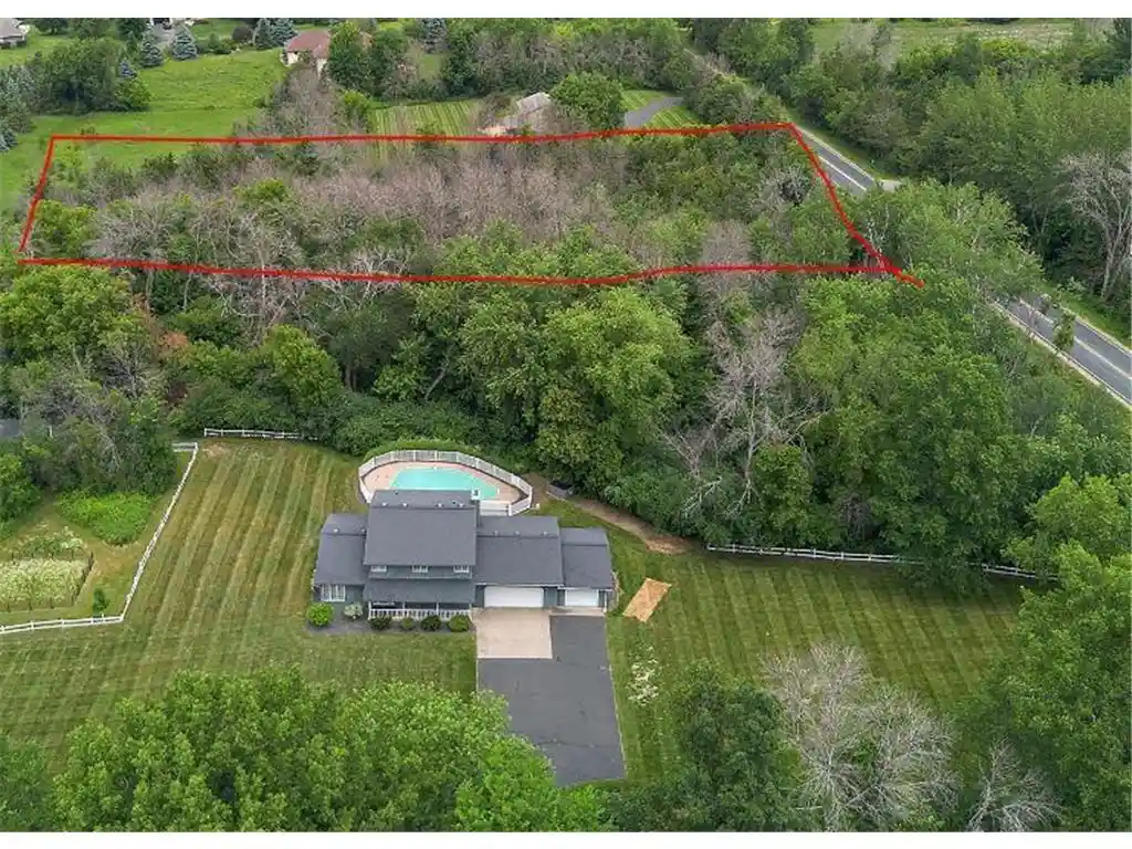 Homes for sale in Hudson, WI | 806 Kelly Road Road, Hudson, WI 54016 | MLS# 7104829