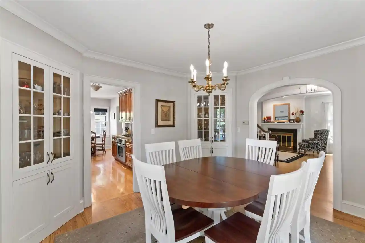 31st image of 2504 N 90th Street Street, Milwaukee, WI 53226 | MLS# 1970406