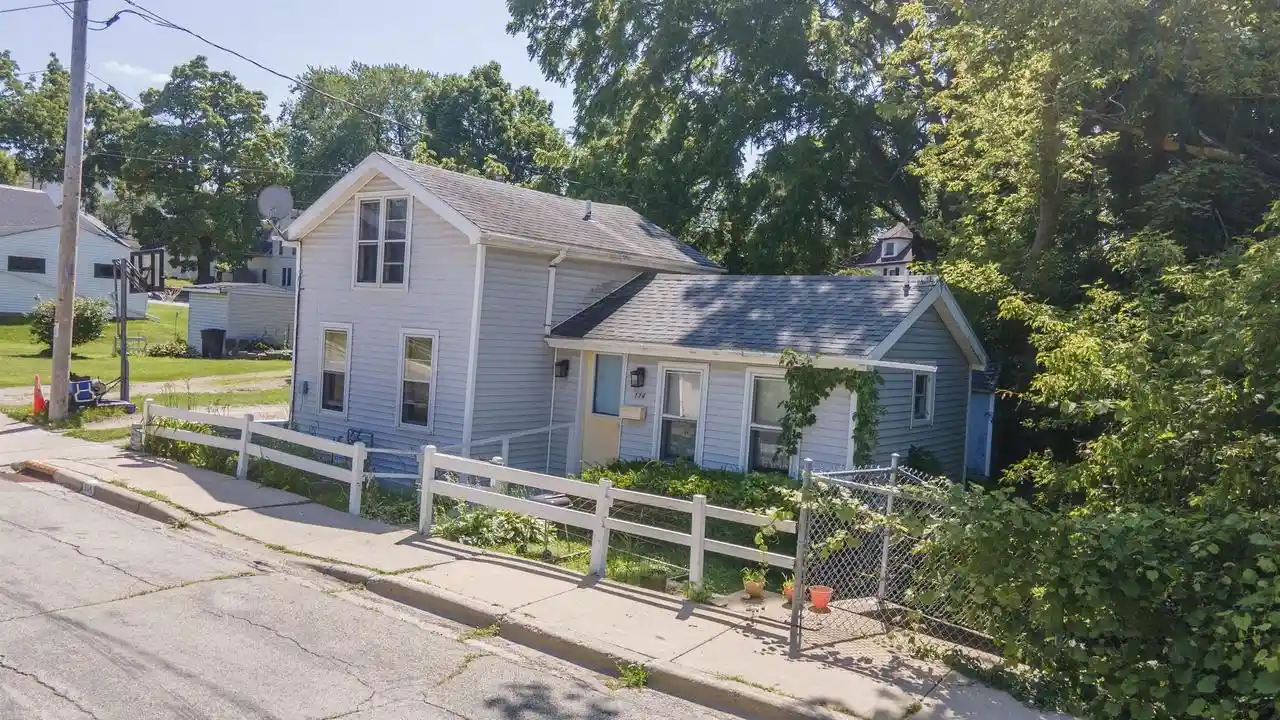 Homes for sale in Ripon, WI | 114 Washington Street Street, Ripon, WI 54971 | MLS# 50328622