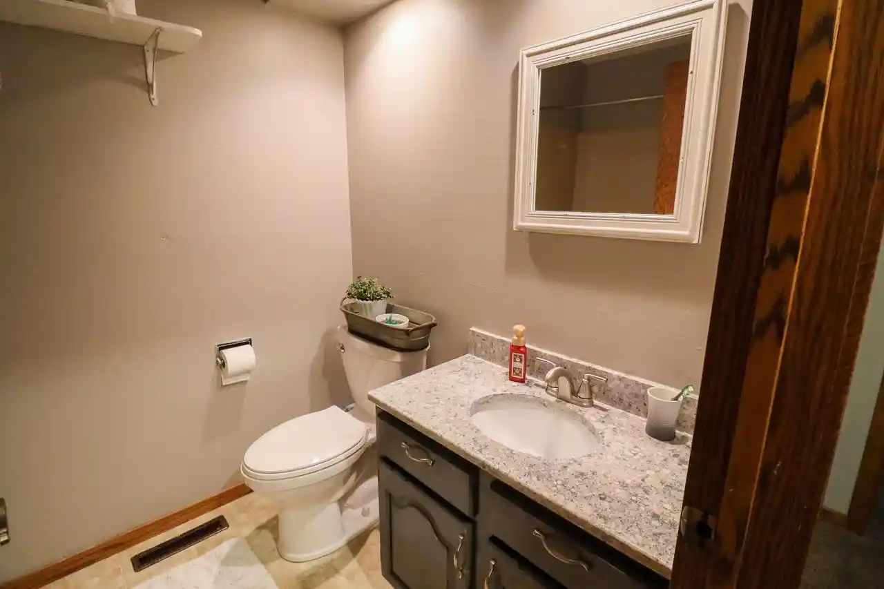Photo 4 of Single family home for sale at 5371 Horseshoe Pl W Pl W, La Crosse, WI 54601 | MLS# 1970408 | Listing updated on 2026-09-03