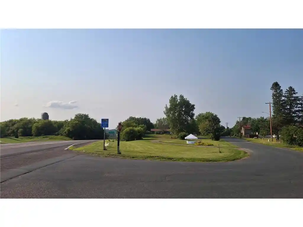 Photo 4 of Sale Pending at 254 S Cascade, Osceola, WI 54020 | MLS# 7105139 | Listing updated on 2026-09-16