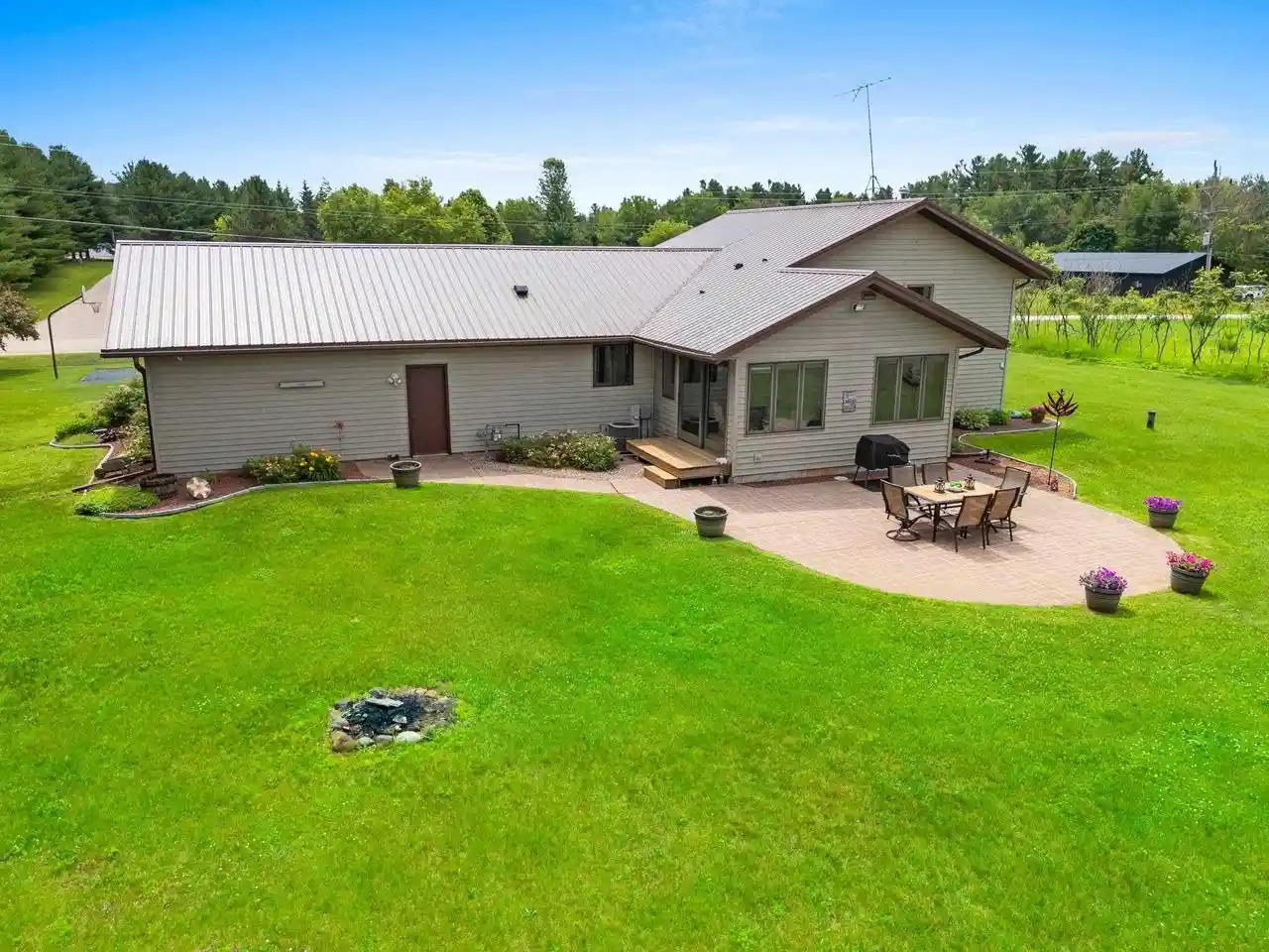 Photo 3 of Single family home for sale at W7264 Belle Plaine Avenue Avenue, Shawano, WI 54166 | MLS# 50328643 | Listing updated on 2026-07-13