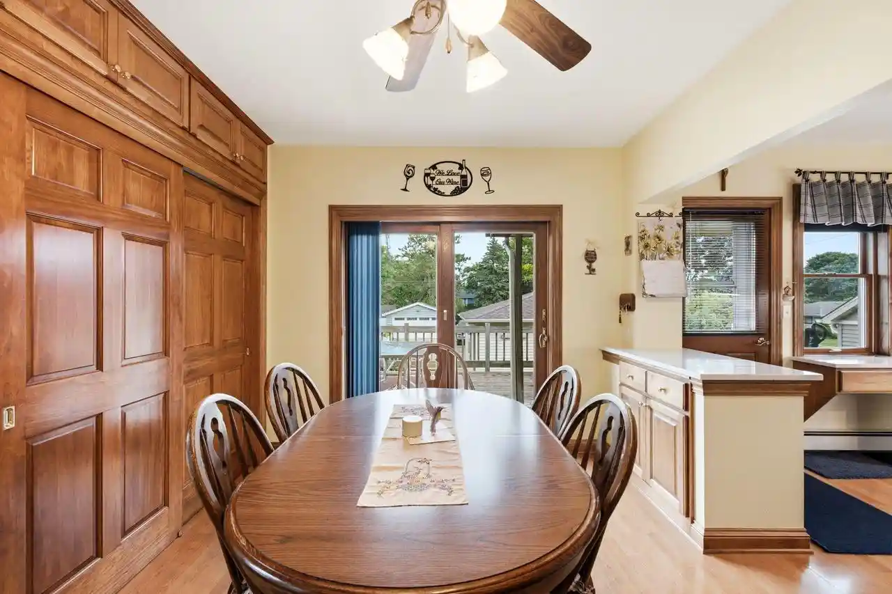 Homes for sale in Hartford, WI | 428 Grand Avenue Avenue, Hartford, WI 53027 | MLS# 1970416