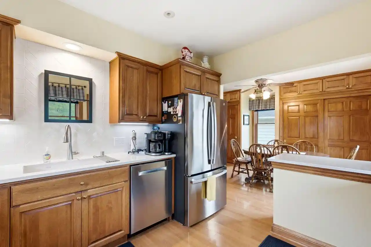 Homes for sale in Hartford, WI | 428 Grand Avenue Avenue, Hartford, WI 53027 | MLS# 1970416