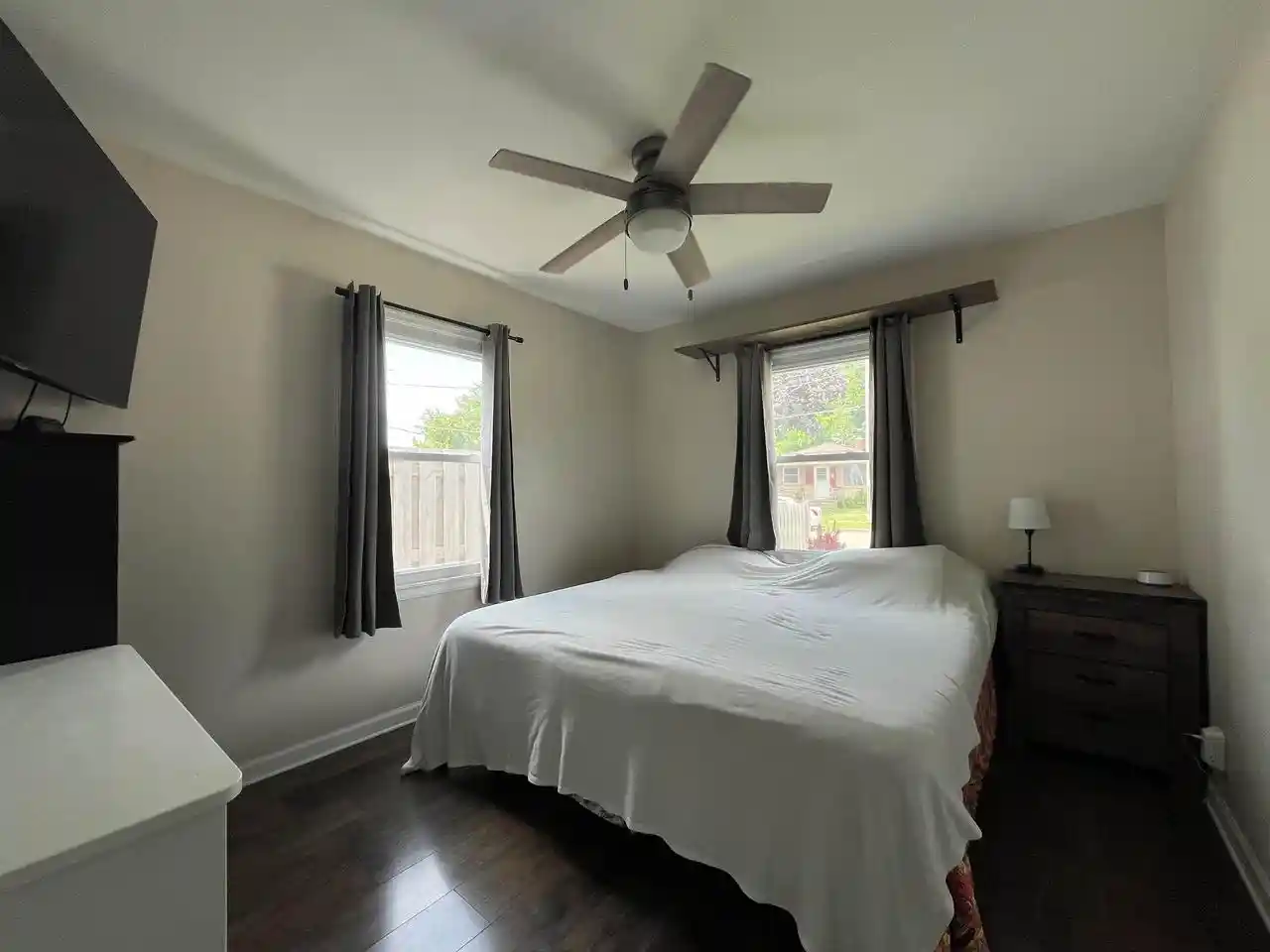 3rd image of 7737 10Th Avenue Avenue, Kenosha, WI 53143 | MLS# 50328631