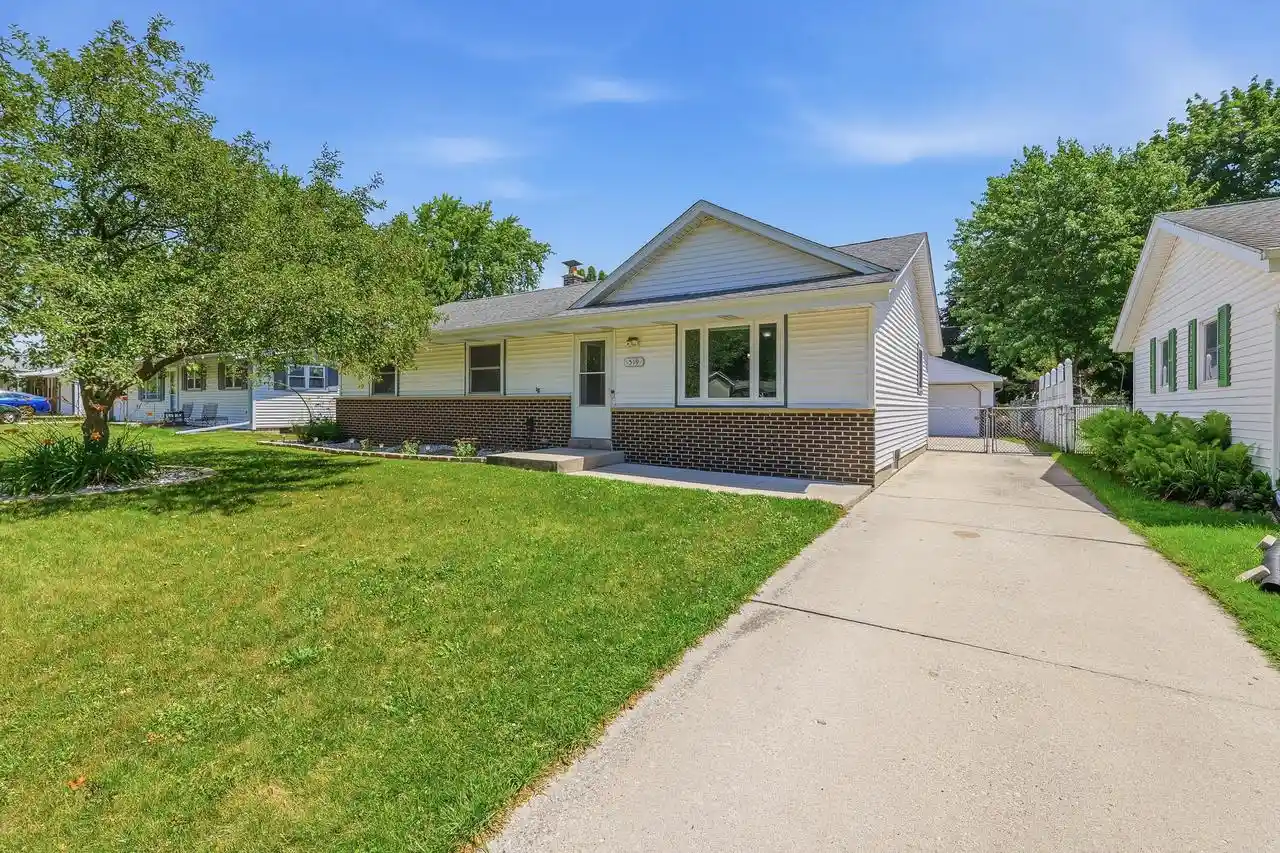 1st image of 519 Scenic Dr E Dr E, West Bend, WI 53090 | MLS# 1970423