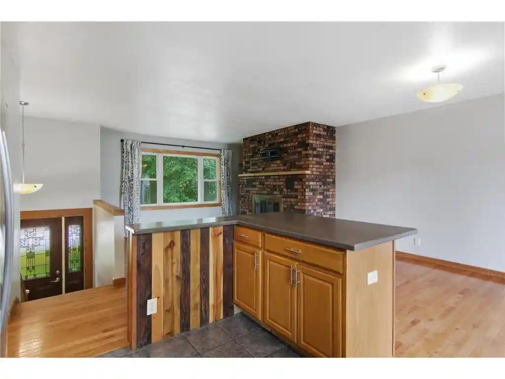4th image of 915 W Marshall Street Street, Rice Lake, WI 54868 | MLS# 7105075