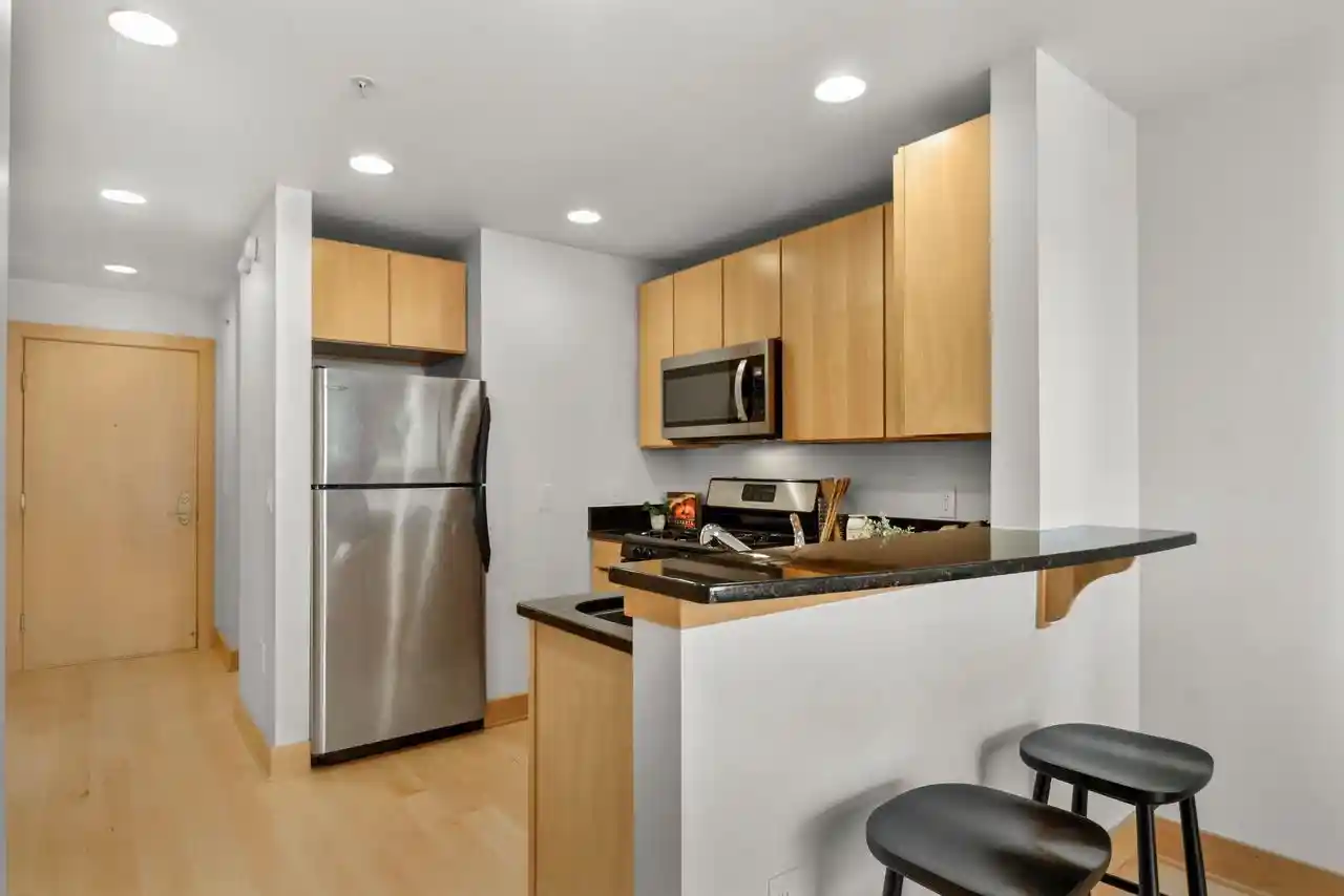 Photo 4 of Condo for sale at 333 W Mifflin Street Street #2090, Madison, WI 53703 | MLS# 2027475 | Listing updated on 2026-09-28