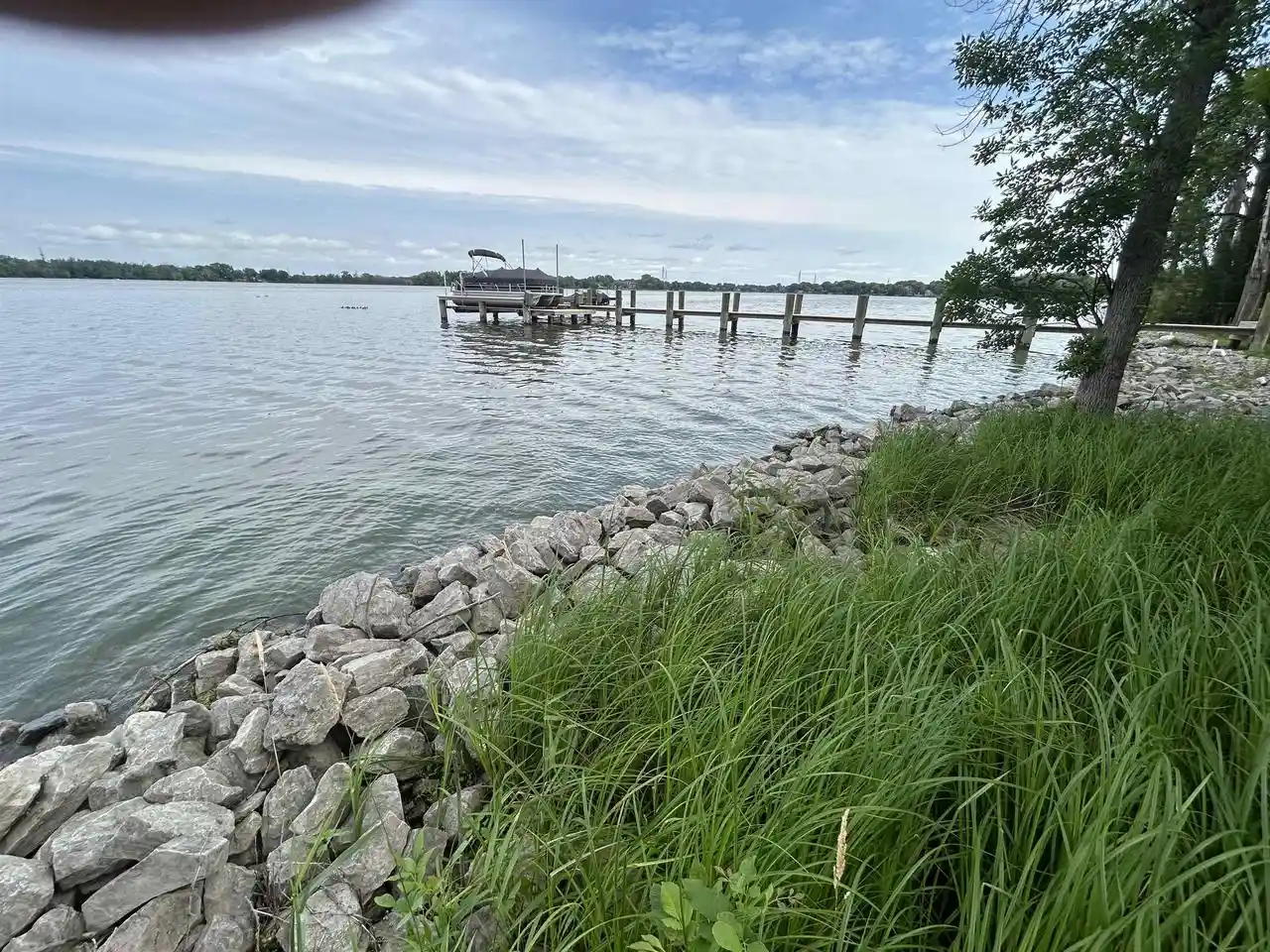 Homes for sale in Menasha, WI | 1196 Pages Point Dr Dr, Menasha, WI 54952 | MLS# 50328615