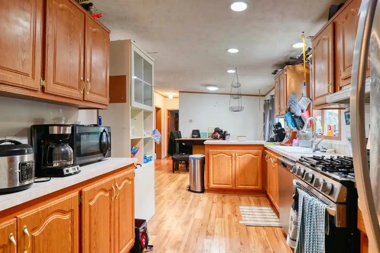 18th image of 216 Erie Avenue Avenue, Oconto, WI 54153 | MLS# 50328650
