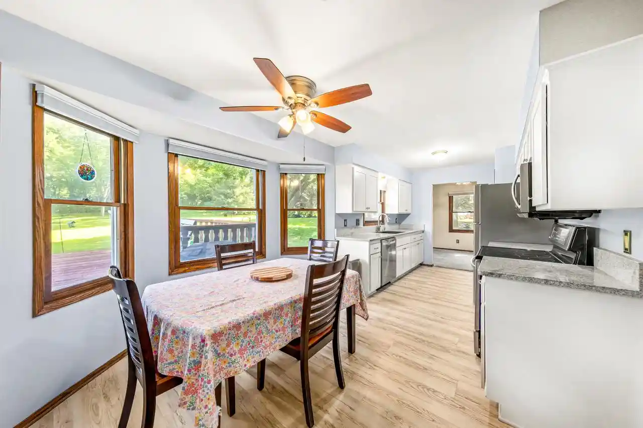 31st image of S74w26260 Green Mountain Dr Dr, Waukesha, WI 53189 | MLS# 1970436