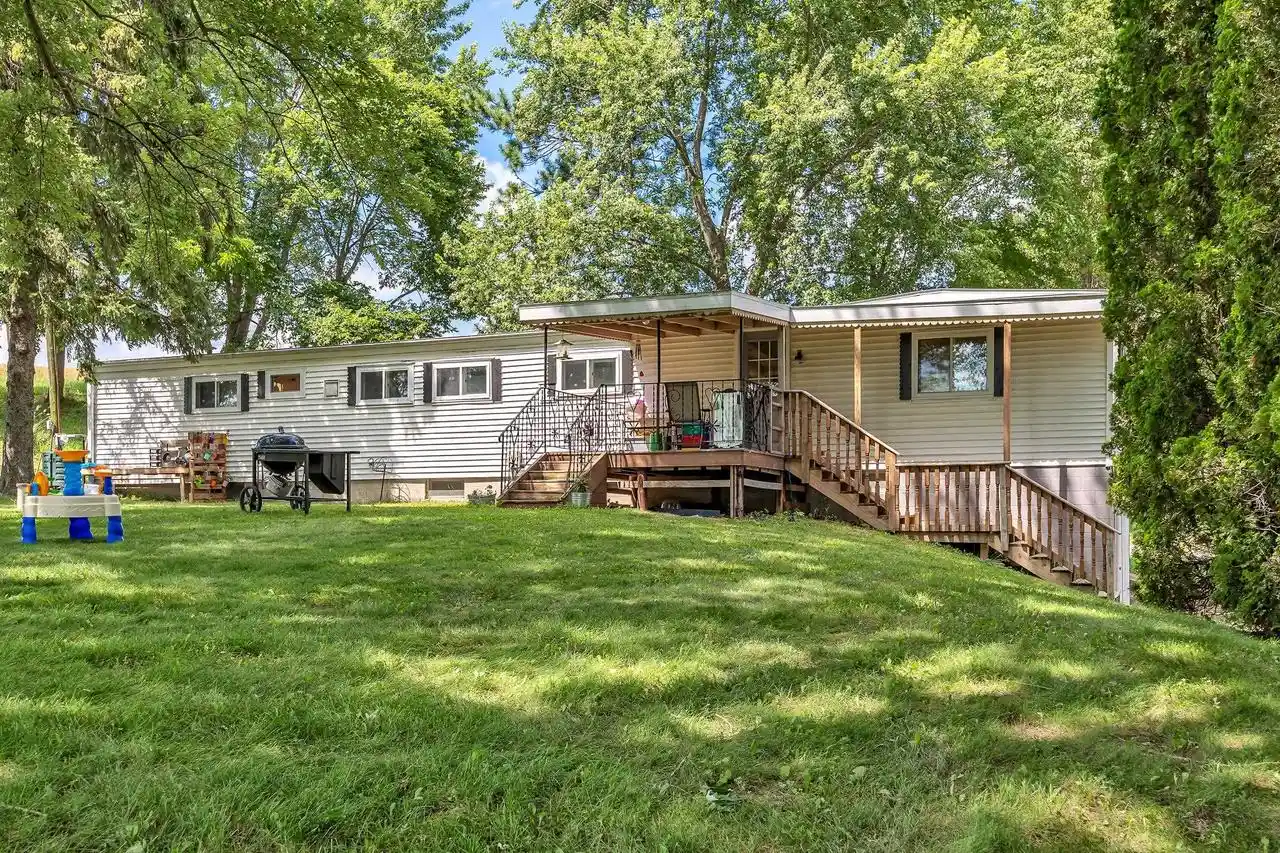 Homes for sale in Reedsburg, WI | E6190 Hwy 154, Reedsburg, WI 53959 | MLS# 2027486