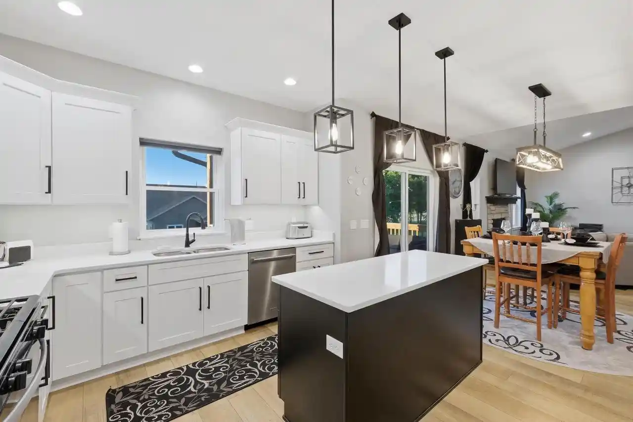 Photo 3 of Single family home for sale at 413 Gunderson Dr Dr, Portage, WI 53901 | MLS# 2027493 | Listing updated on 2026-10-01