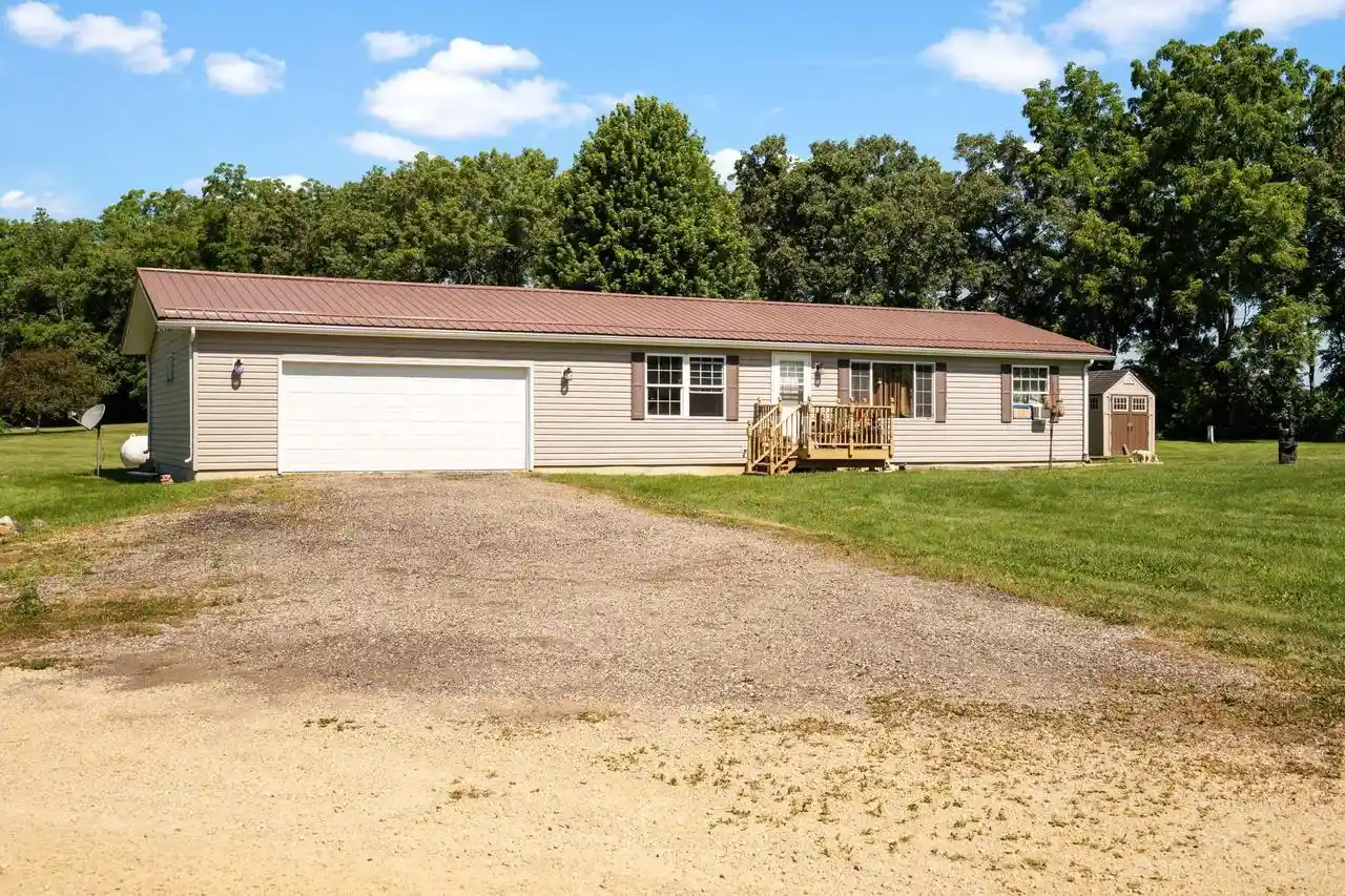 1st image of N6893 English Settlement Road Road, Albany, WI 53502 | MLS# 2027492