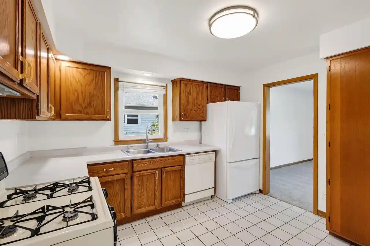 2nd image of 110 Schenk Street Street, Madison, WI 53704 | MLS# 2027499