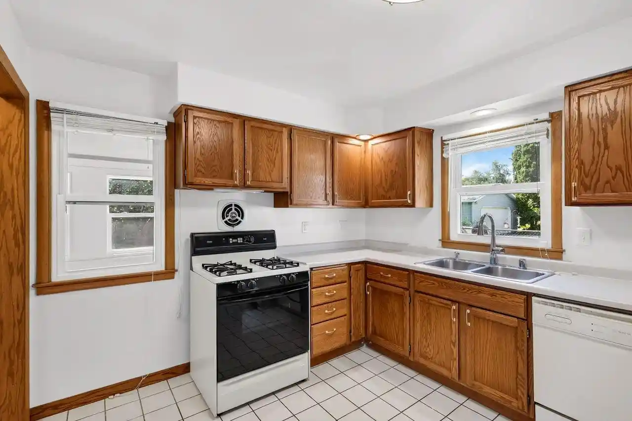 37th image of 110 Schenk Street Street, Madison, WI 53704 | MLS# 2027499