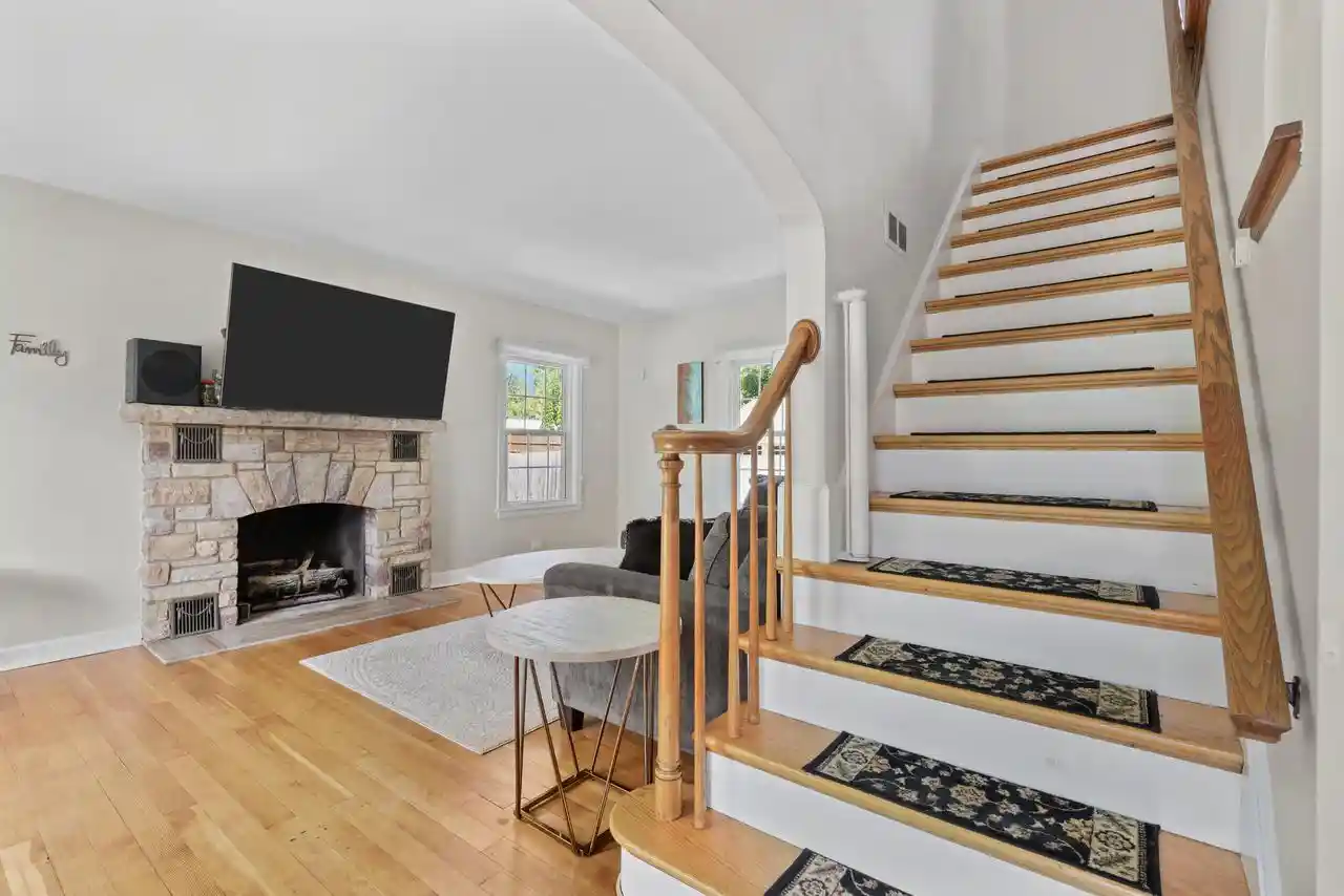 Photo 3 of Single family home for sale at 129 S Jackson St, Elkhorn, WI 53121 | MLS# 1970468 | Listing updated on 2026-09-25