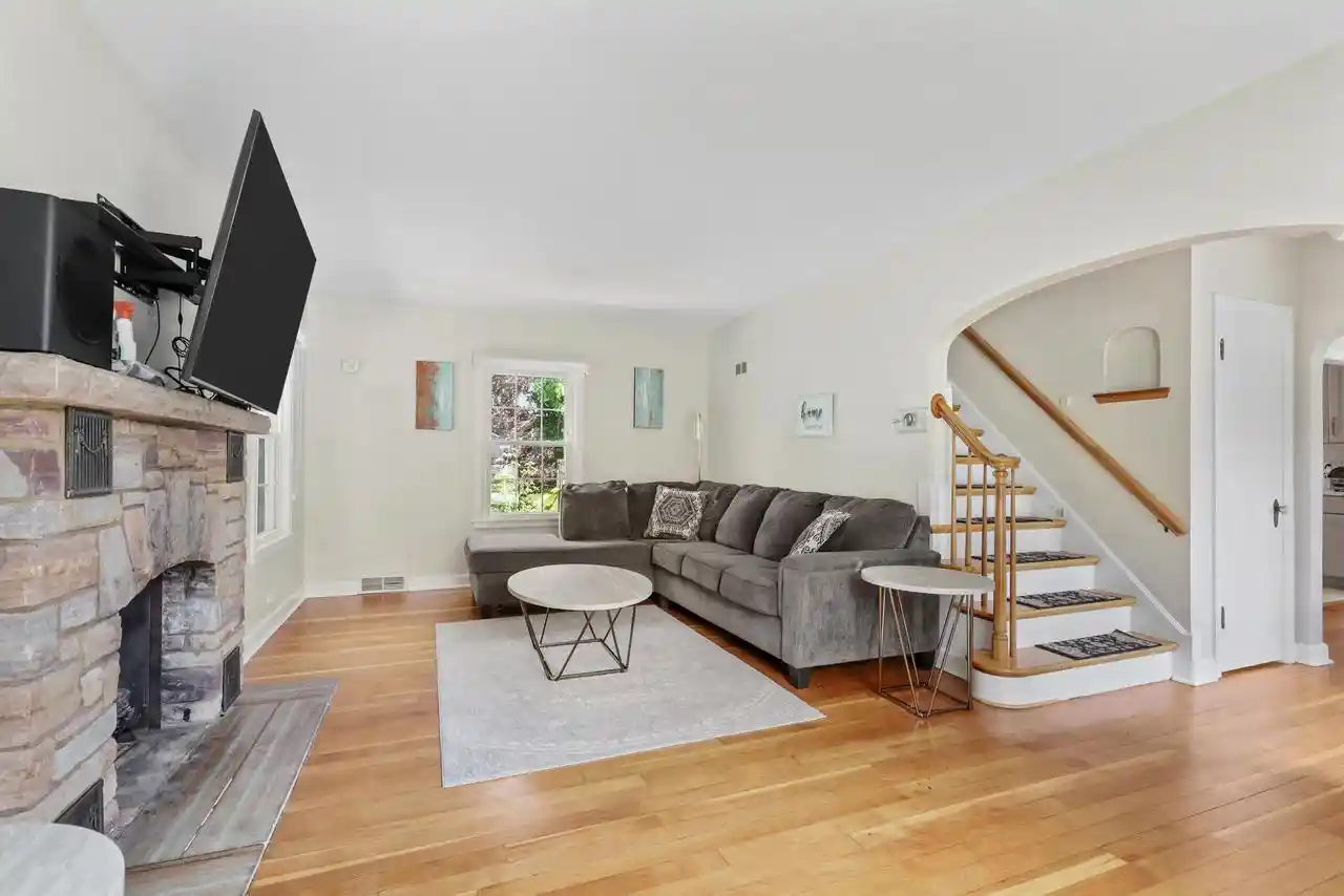 Photo 4 of Single family home for sale at 129 S Jackson St, Elkhorn, WI 53121 | MLS# 1970468 | Listing updated on 2026-09-25