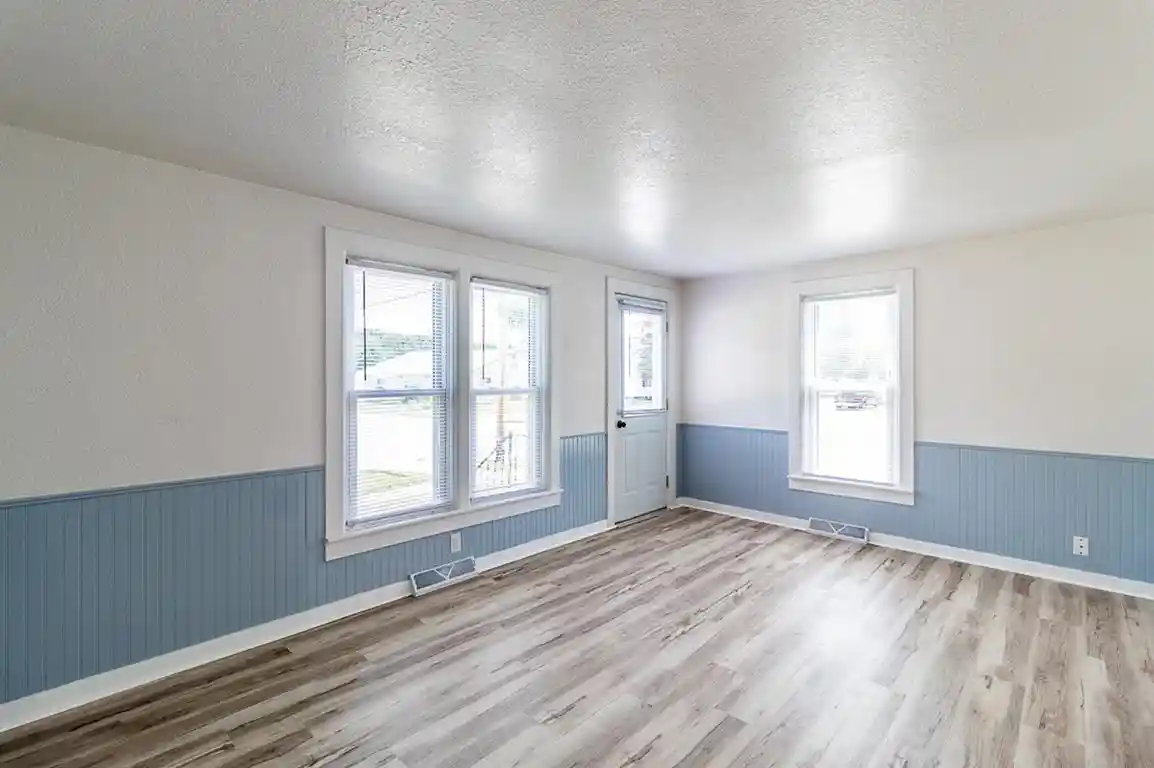 Homes for sale in New London, WI | 803 Shiocton Street Street, New London, WI 54961 | MLS# 50328687