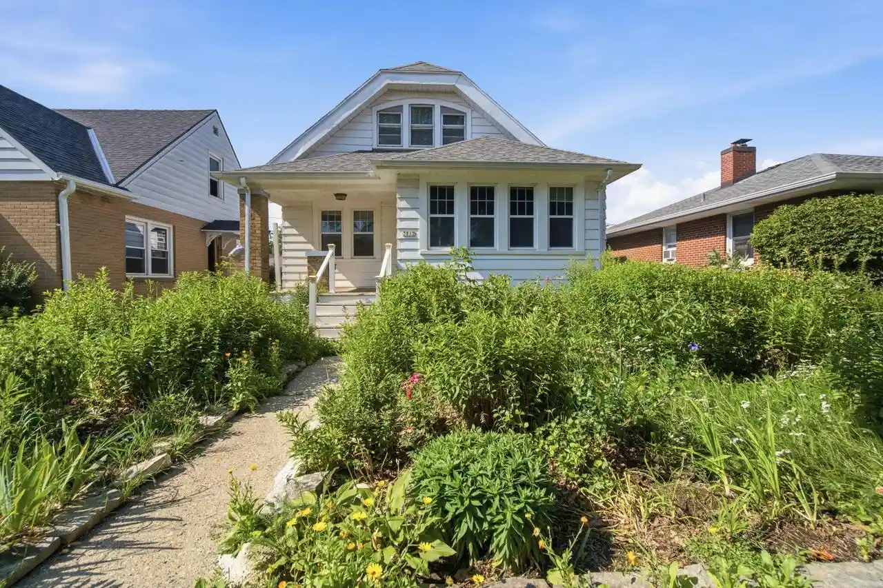 1st image of 3812 E Carpenter Avenue Avenue, Cudahy, WI 53110 | MLS# 1970491