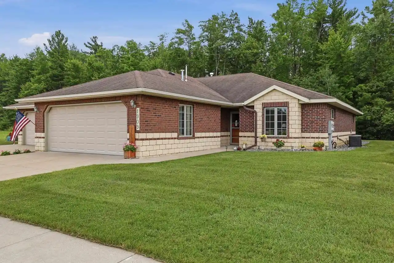 1st image of 1909 Bluebell Lane Lane, Stevens Point, WI 54482 | MLS# 22603129