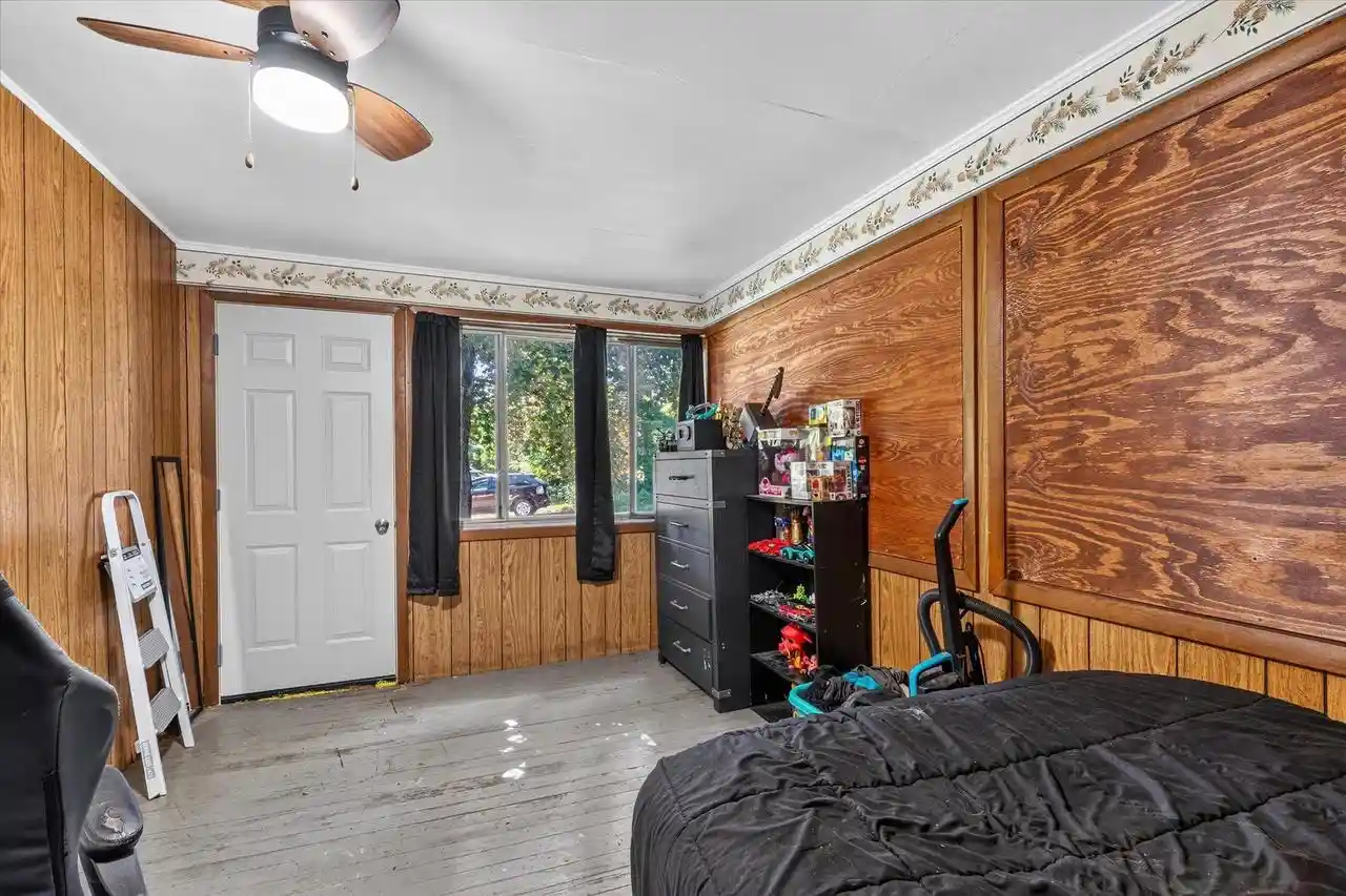5th image of 1866 Oakridge Road Road, Neenah, WI 54956 | MLS# 50328681
