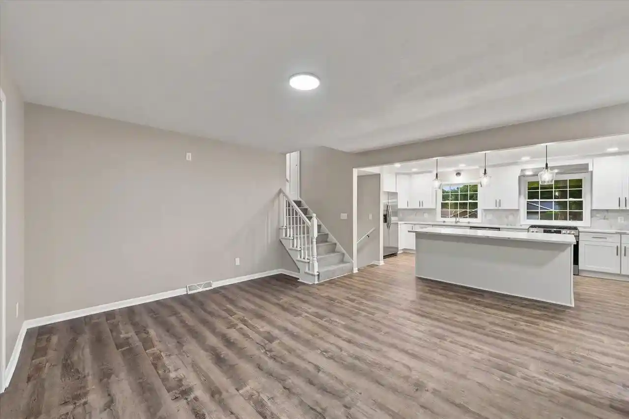 4th image of 12246 W Euclid Avenue Avenue, Milwaukee, WI 53227 | MLS# 1970499