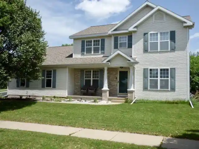 1st image of 1201 Velvet Leaf Dr Dr, Madison, WI 53719 | MLS# 2027531