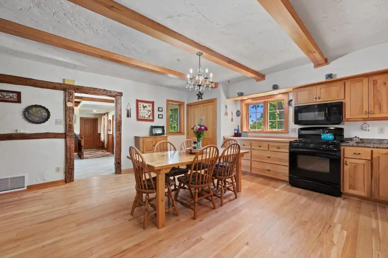 4th image of N9523 N River Road Road, Ixonia, WI 53036 | MLS# 1970504