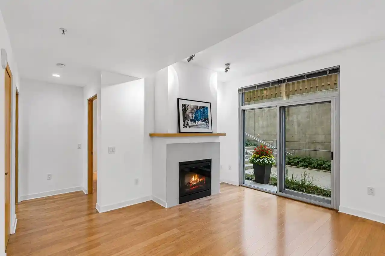 4th image of 309 W Washington Avenue Avenue #102, Madison, WI 53703 | MLS# 2027533