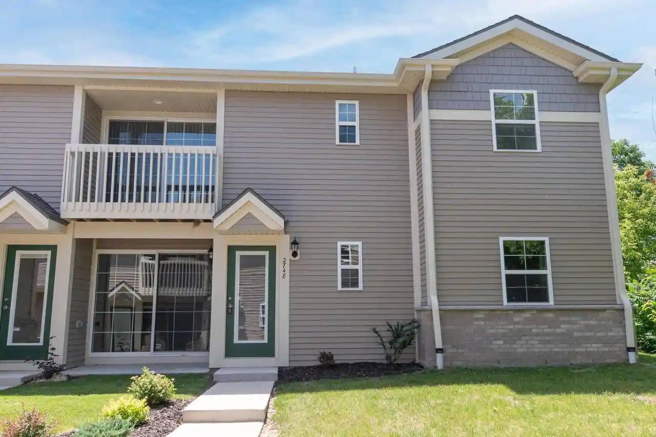 1st image of 2748 Hidden Dr Dr #73, Saint Francis, WI 53235 | MLS# 1970511