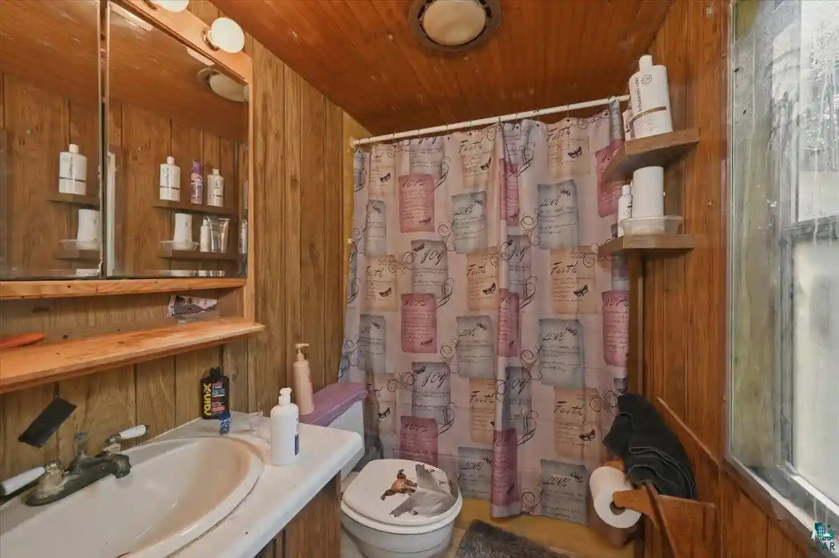 5th image of 4386 S Irondale Rd Rd, Superior, WI 54880 | MLS# 6126613