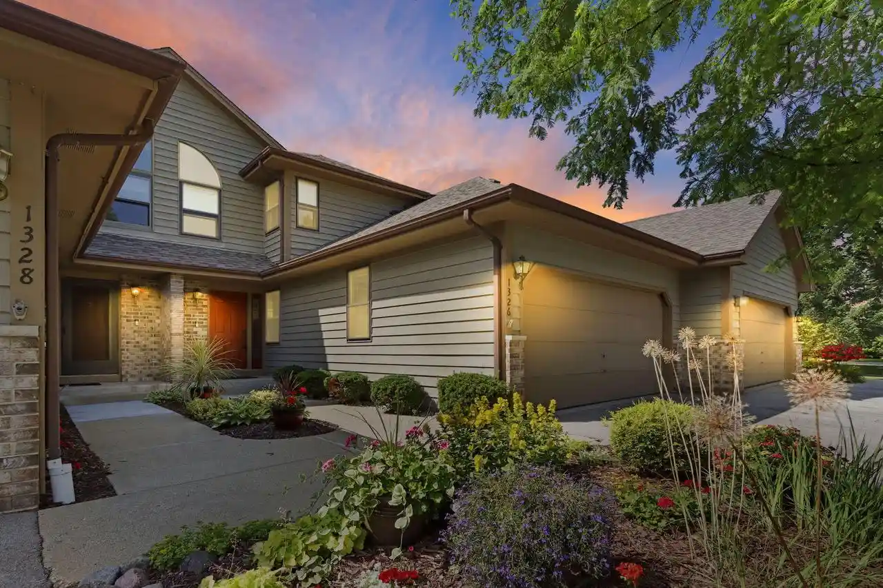 1st image of 1326 30th Court Court #13B, Kenosha, WI 53144 | MLS# 1970514