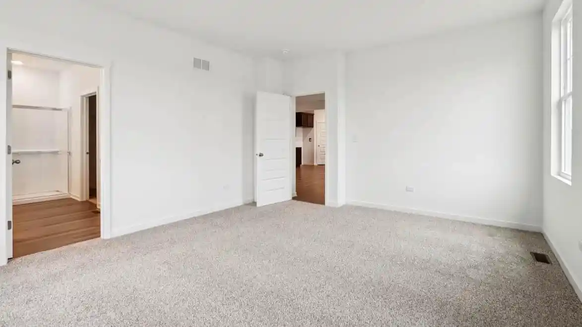 5th image of 5739 Hunter Dr Dr, Racine, WI 53406 | MLS# 1970518