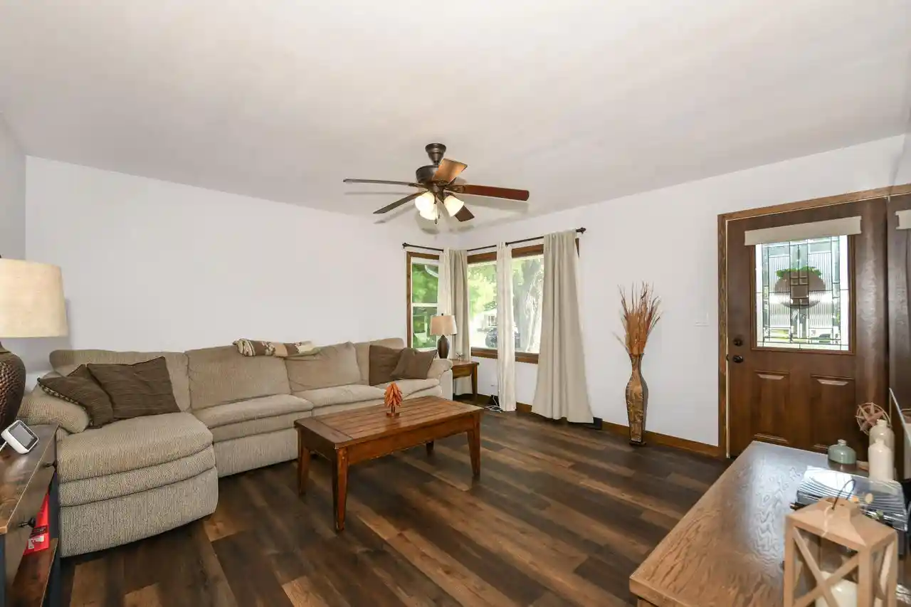 Homes for sale in Racine, WI | 2526 Indian Trail Trail, Racine, WI 53402 | MLS# 1970519
