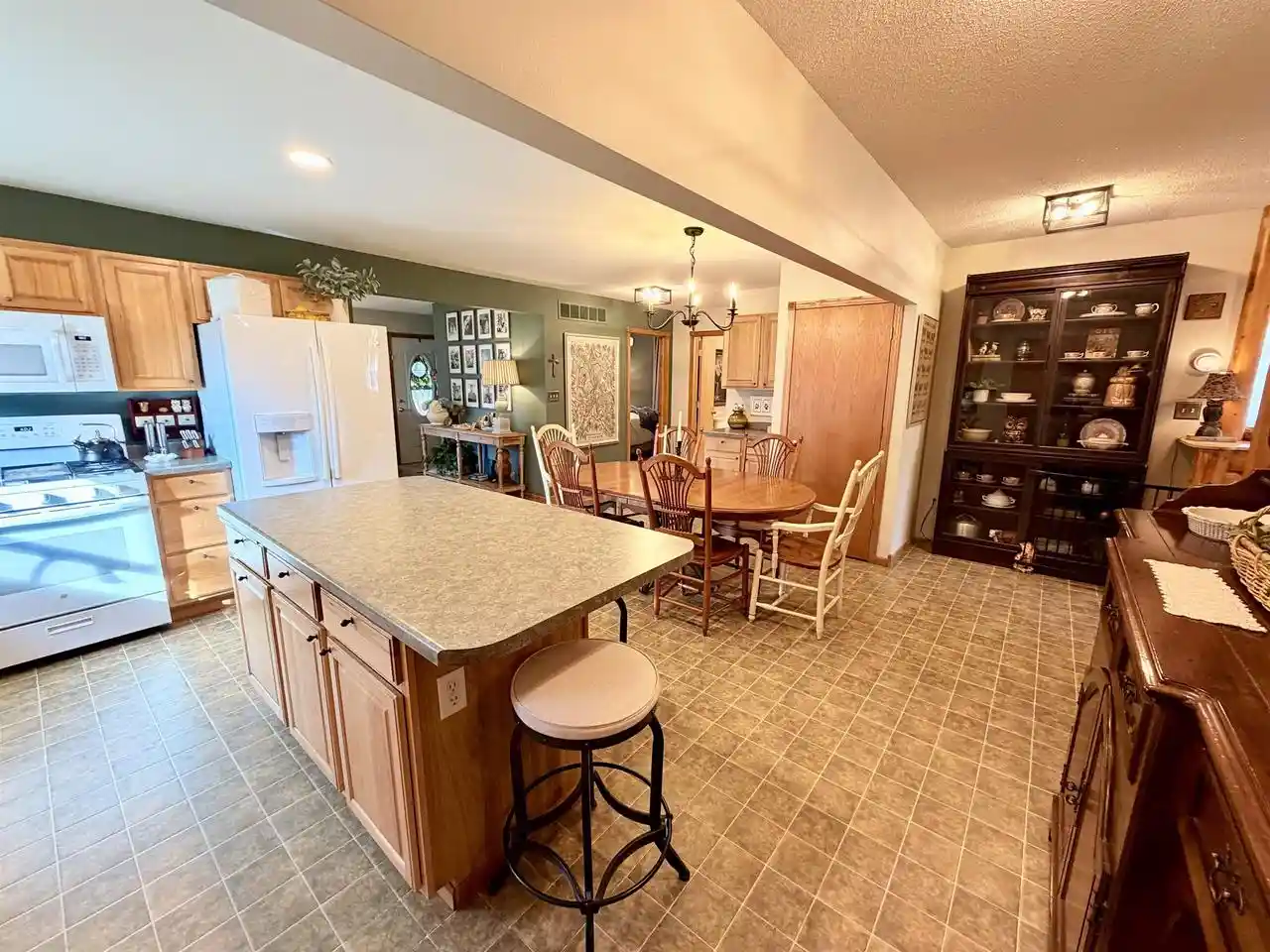 Homes for sale in Cassville, WI | 322 W Dewey Street Street, Cassville, WI 53806 | MLS# 2027539