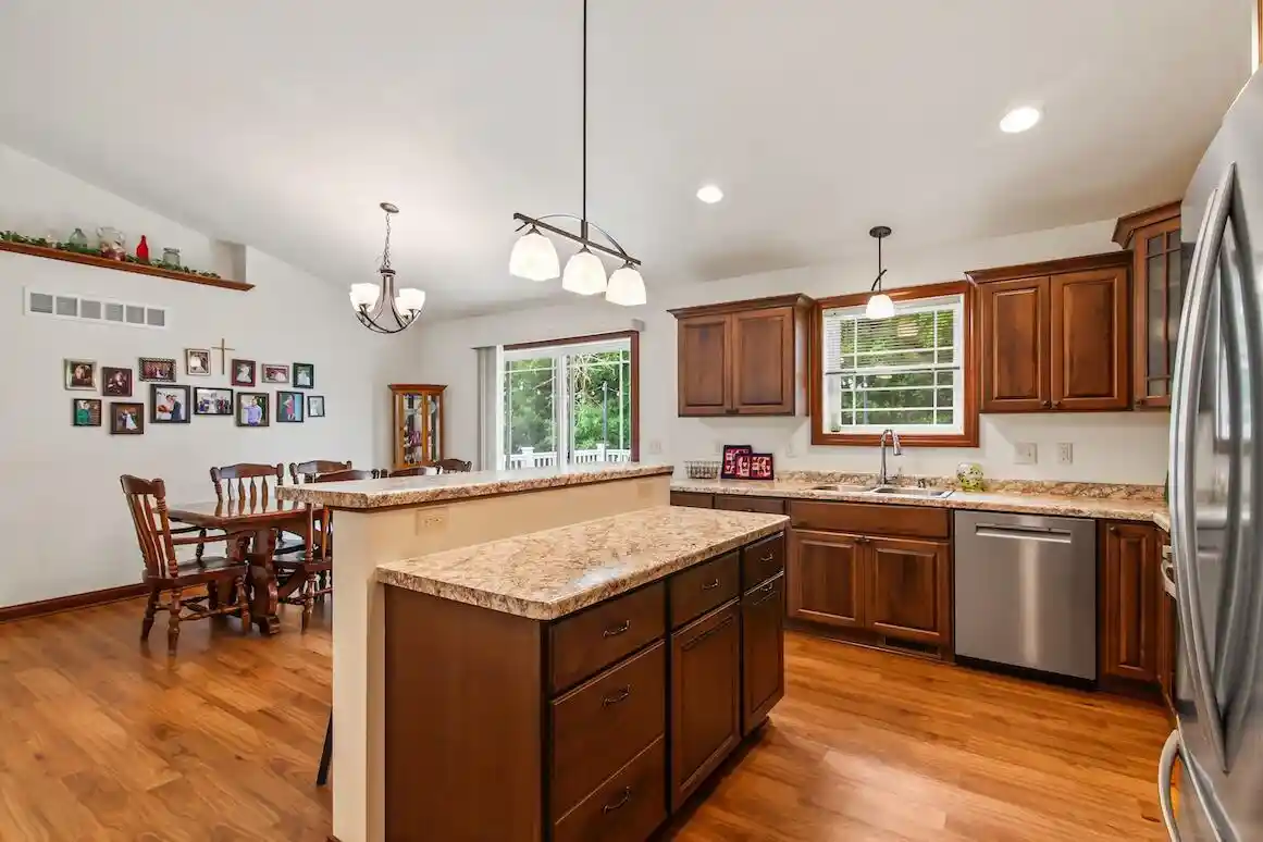 Homes for sale in Hartford, WI | 869 Spruce Street Street, Hartford, WI 53027 | MLS# 1970550