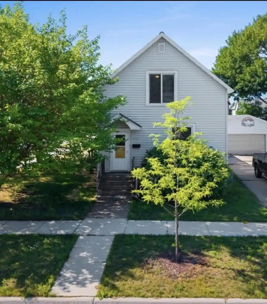 Homes for sale in Menominee, MI | 1501 15th Avenue Avenue, Menominee, MI 49858 | MLS# 50328703